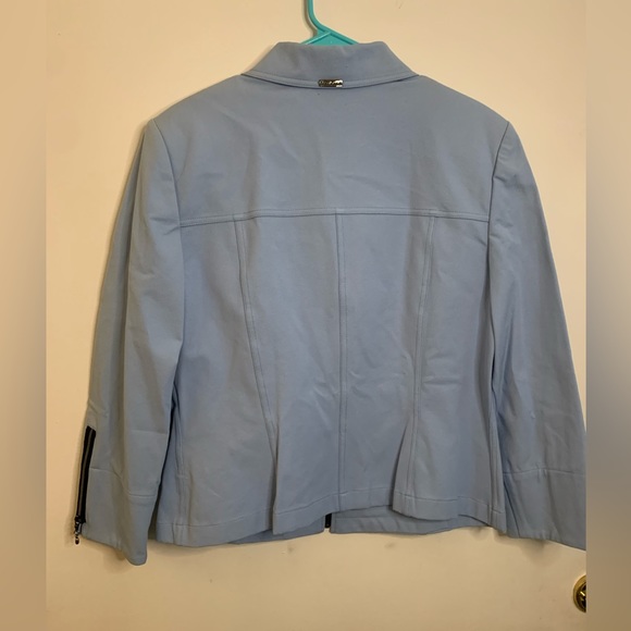 St. John Sport Y2K Jacket - Picture 3 of 5